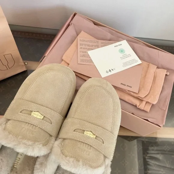 Miu Miu Beige Fur-Lined Slippers - Picture 7 of 9